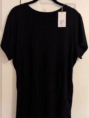 a new day Black Short Sleeve Crew Tee - Classic Fit NWT
